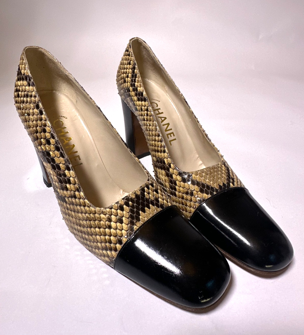Chanel Python Snakeskin & Black Patent Cap Toe Pumps | Size 39 US 8.5 | Italy